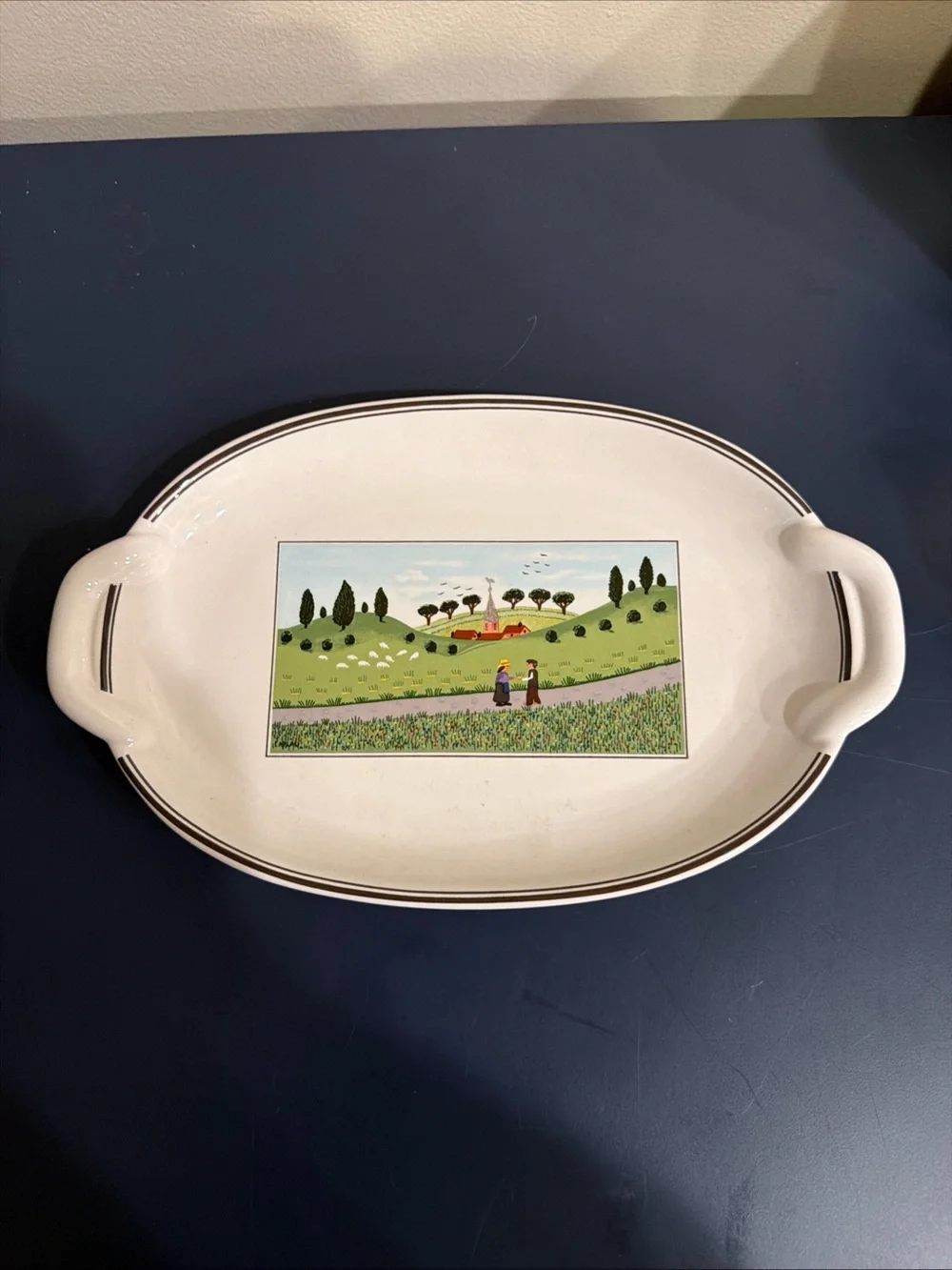 Pickle Dish w/ Tabs Design Naif by VILLEROY & BOCH 10 1/4